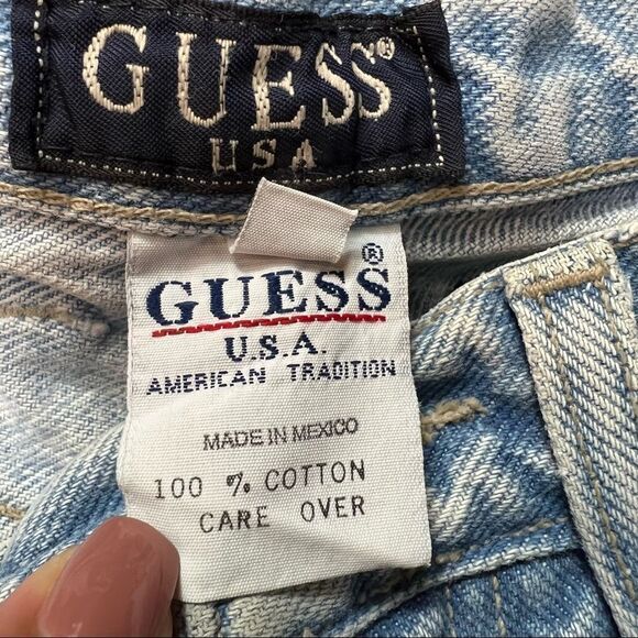 Vintage 1990’s Light Wash Denim Bermuda Denim Jeans - Picture 8 of 9